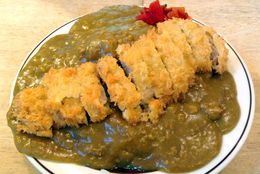 【デカ盛り】神保町まんてんを受け継ぐ目黒の人気カレーショップ！ 大盛りは2号分のライス「カレーハウスぺろり＠目黒」