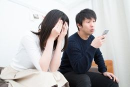 話をテキトーに流されていると感じるあいづちランキング！ 3位「あーね」