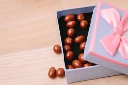 今年友チョコをあげる予定の女子大生は約4割！ 一方あげない派の理由は？