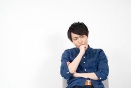 好きな人ができないのをイジられる……焦ってでも恋愛すべき？【あたその大学生お悩み相談室】