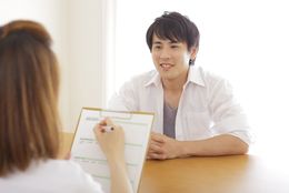 バイトの面接に必要な持ち物は？ 事前にチェックしておこう