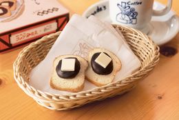 これぞ名古屋土産の決定版！『コメダ珈琲店の小倉トーストサブレ』“銀のぶどう”とのコラボで誕生　#Z世代Pick