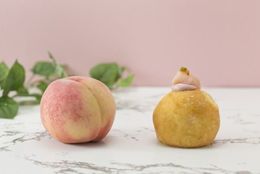 ふわじゅわ食感の生ドーナツ専門店『PIECE OF BAKE』から夏季限定「桃」「マンゴー」の生ドーナツが発売！ #Z世代Pick