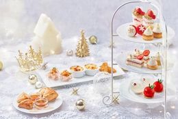 「プリンセスアフタヌーンティー～白雪姫のスイートクリスマス～」お姫様気分で旬のフルーツを堪能できる、ホワイトカラーのキュートなクリスマス・スイーツを限定販売 #Z世代Pick