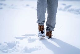 【雪道で転ばない歩き方とは？】まずは靴から！ はじめての「雪道」おどおど　＃あつまれ！_おどおど学生。