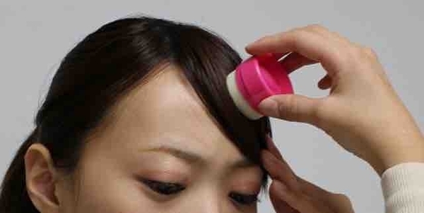就活の定番スタイル「まとめ髪」が簡単にできるヘアスタイリング剤