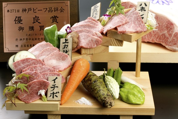 肉肉タワーを攻略せよ！初台の焼き肉店で神戸牛のキャンペーン開催！