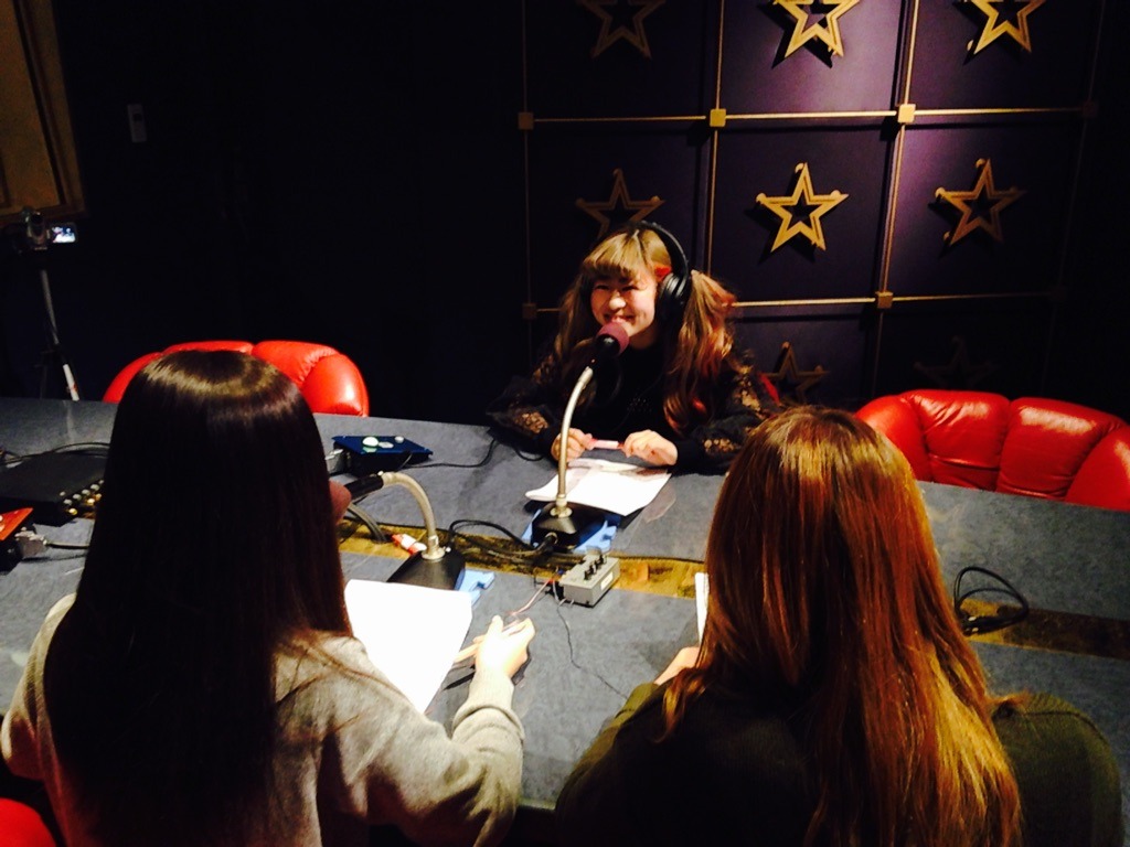 学生団体Farwdが、スタジオ・イクスピアリにてネットラジオ番組を収録開始