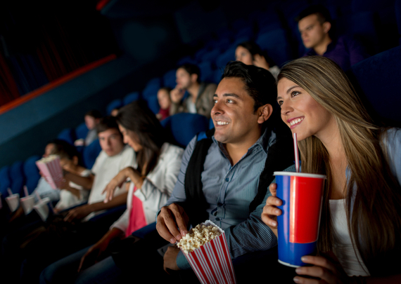 【学割：映画館】学割でリーズナブルに！ 大学生におすすめの映画館デートの楽しみ方
