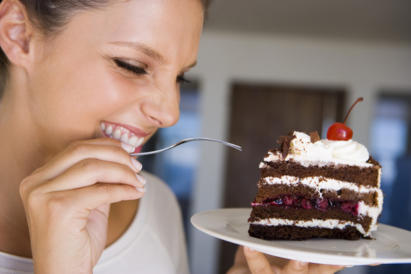 ダイエット女子の言動にイラッとする瞬間5選「つらくても頑張ってるアピール」「デザートは食べる」