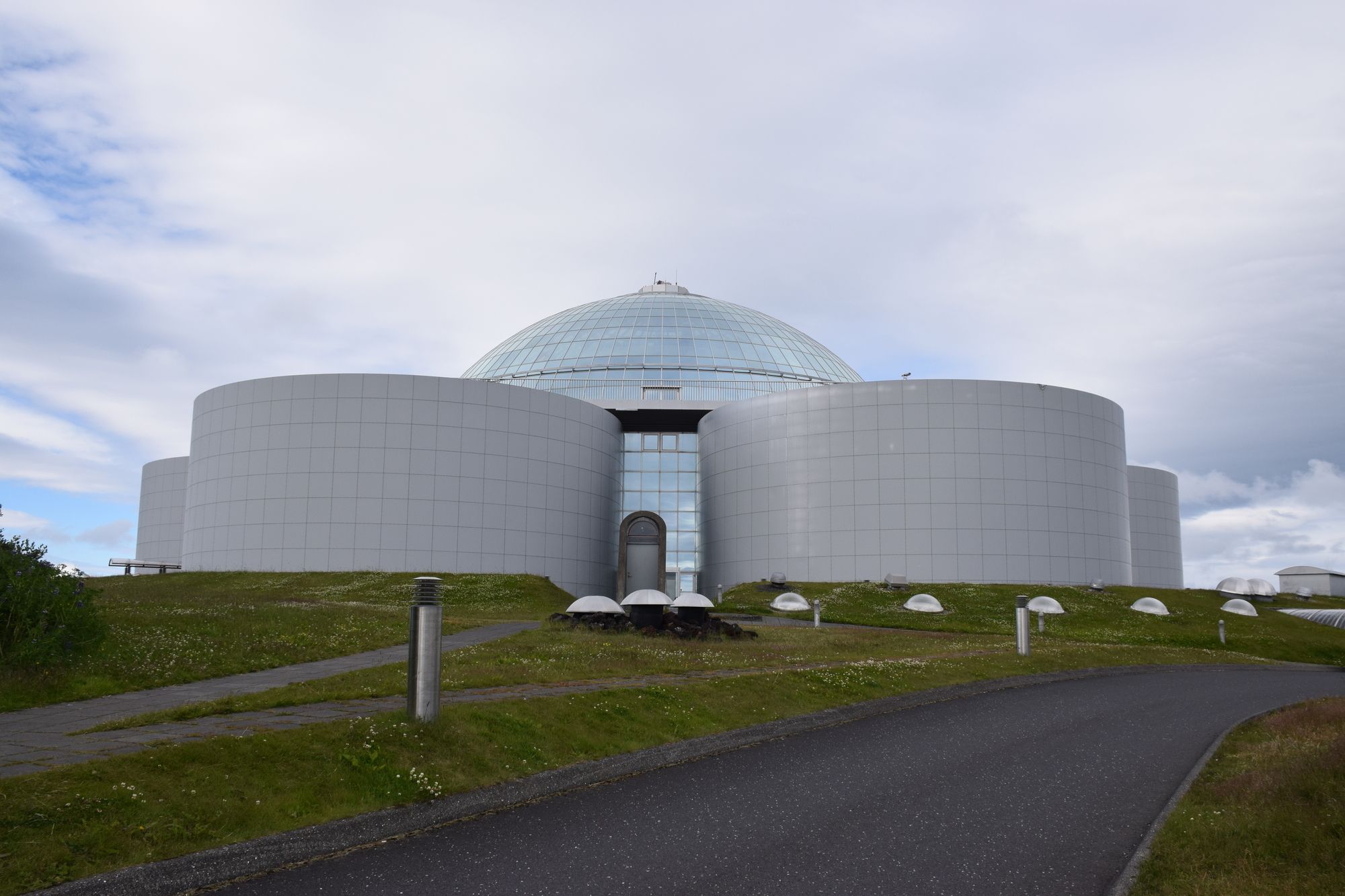 アイスランドのおすすめ観光地20選！ フォトジェニックな名所を紹介