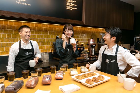 スターバックスのオフィスに潜入！ そこは人気商品を生み出すプロ意識とコーヒー愛であふれていた【女子大生の妄想オフィス体験】