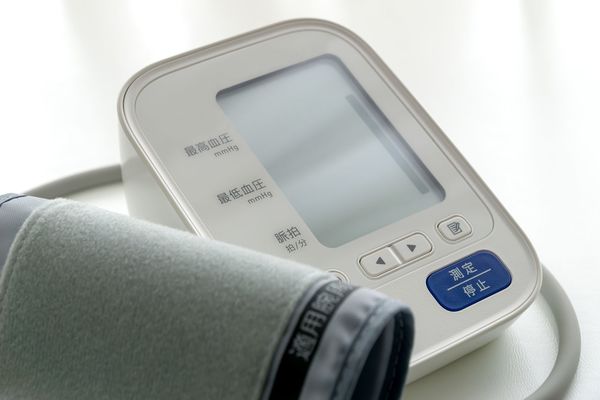 13.血圧計などの健康測定器具