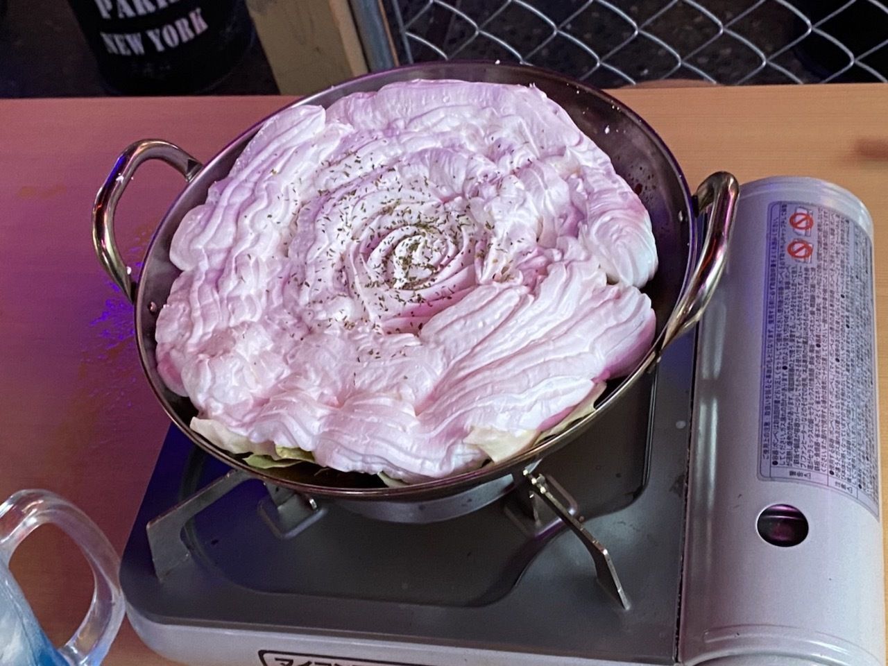 見た目のインパクト大！韓国発“ロゼトッポギ鍋”を実食レポート！ #ティーントレンド