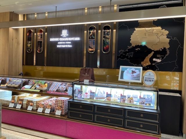 大人気 洋菓子ブランド「アンリ・シャルパンティエ」が新しいチャレンジのお店を関西国際空港にオープン #Z世代Pick