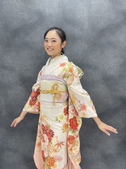 日本一可愛い女子大生を決めるミスコン『ミスユニバーシティ』第３位が振袖姿を披露！！ #Z世代Pick