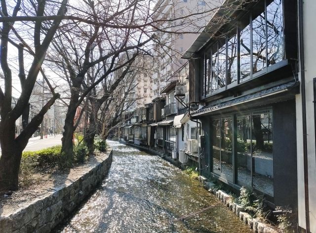 【京都の人気繁華街で遊びたいけど……】はじめての「四条河原町おどおど」＃あつまれ！_おどおど学生。
