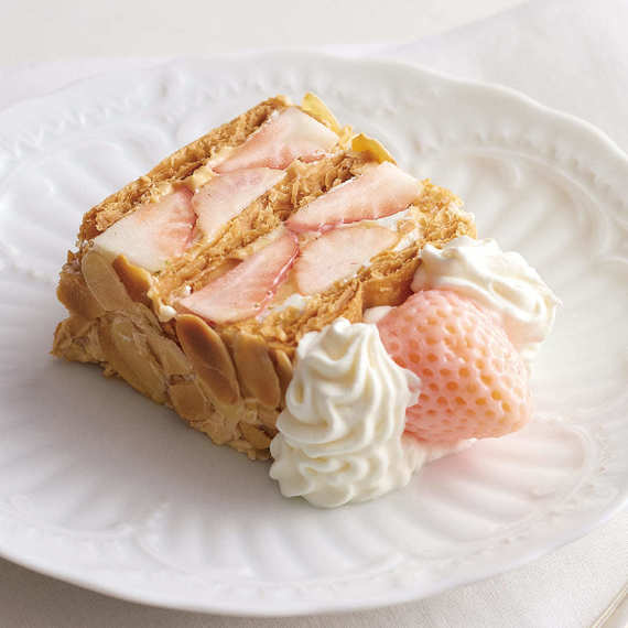 白いナポレオンパイ！？苺がいちばん美味しい季節だけ！「KIHACHIのナポレオンパイ」を数量限定で発売　#Z世代Pick