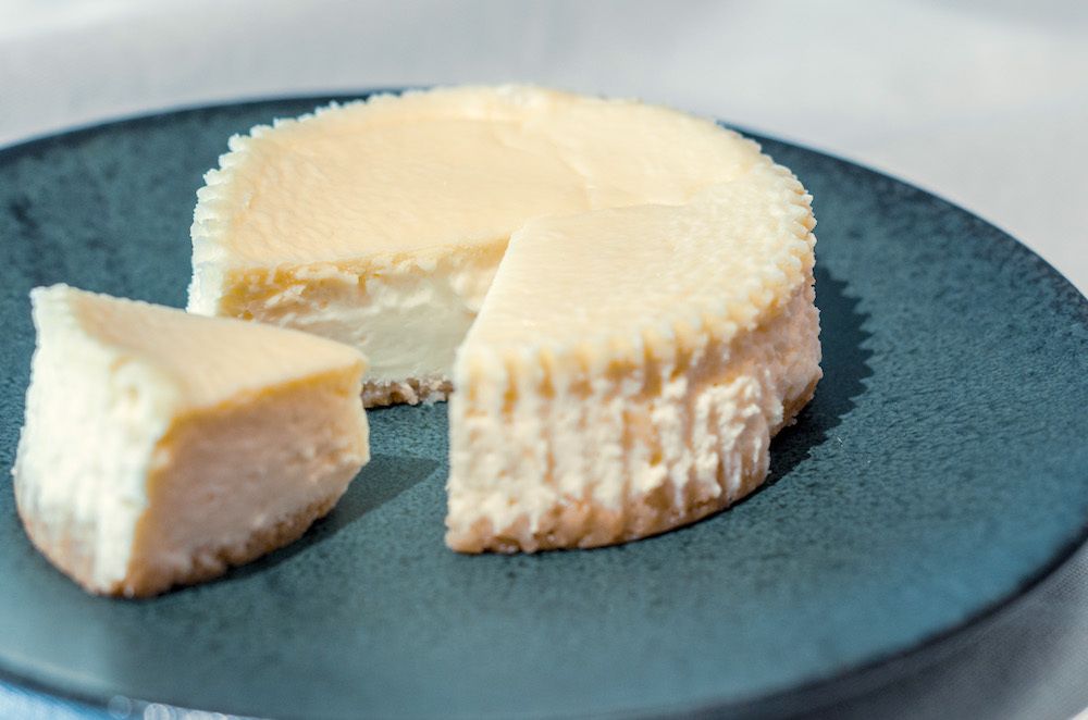 ベイクドとレアのどちらも楽しめる贅沢なチーズケーキ！！人気のチーズ専門店Cheese Tableが期間限定出店 ＃Z世代Pick