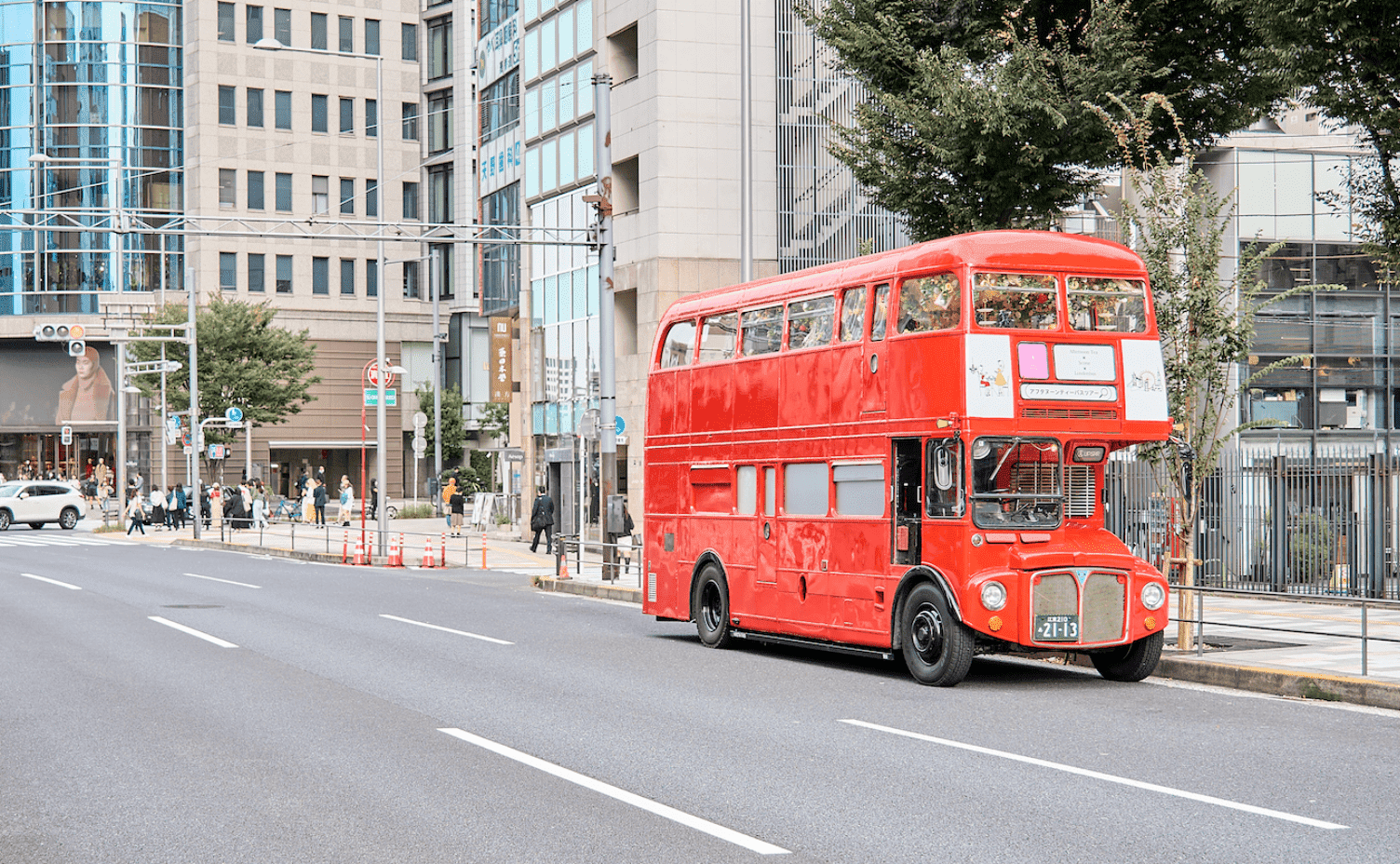 【スコーン好き必見！】全国の人気スコーンブランドが、日本初のアフタヌーンティーバスツアーに集結！ロンドンバスでスコーンパーティー開催決定！　#Z世代Pick