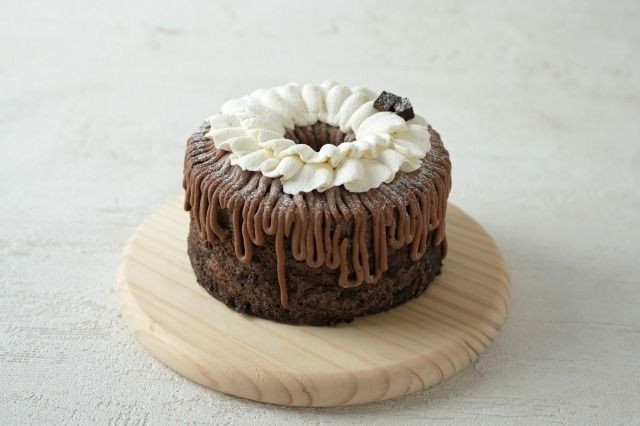 【新商品】シフォンケーキ専門店 This is CHIFFON CAKE. からバレンタイン限定のチョコレートシフォンケーキ「CHOCOLATE CHIFFON」が発売！ #Z世代Pick